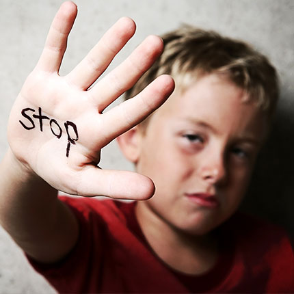 stop abuzului in scoli